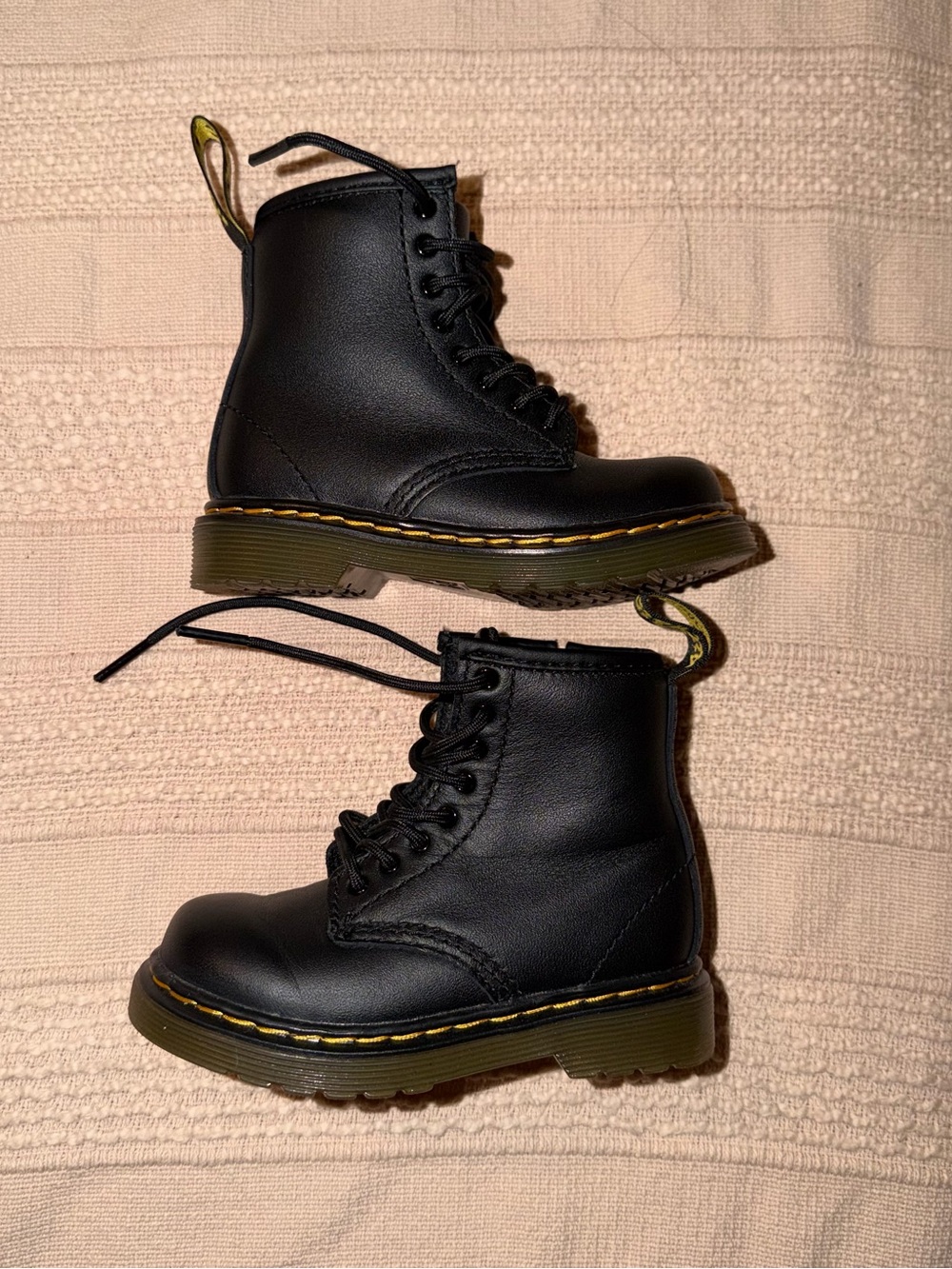 NWOT Dr Martens Toddler 1460 Softy T Black Leather Combat Boots Size 7
